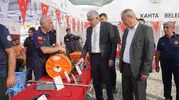 Kahta Kent Meydanı'nda yangınla mücadele seferberliği: Minikler itfaiyecilerle buluştu