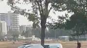 Siverek'te dehşet anları: Ağaca çarpan otomobil ortadan ikiye ayrıldı