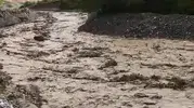Elazığ'da doğa öfkesini kustu: Köy yolları sular altında kaldı