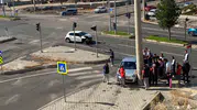 Diyarbakır'da şiddetli çarpışma: Direğe çarparak durabildi