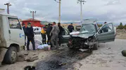 Korkuteli yolunda acı bilanço: Kamyonetlerin çarpıştığı kazada bir kişi yaşamını yitirdi