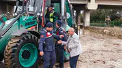 Sulama kanalı taştı, 63 yaşındaki Ahmet Gül barakasında mahsur kaldı