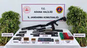 Adana'da jandarma operasyonu: 18 yıllık firari cephanelikle yakalandı