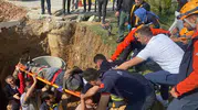 Hastanenin bahçesinde korku dolu anlar: Göçük altında kalan işçi saniyelerle kurtuldu