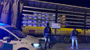 İzmir'de devasa kaçak tütün operasyonu: Milyonluk vurgun engellendi