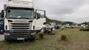 Samsun yolunda dehşet anları: Takla atan otomobilden sağ çıktı