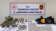 Ezine'de Jandarma Baskını: Toprağın Altındaki Hazineler Gün Yüzüne Çıkarıldı