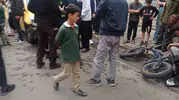 Bingöl'de bisikletli iki kişiye taksi çarptı: Hastaneye kaldırıldılar