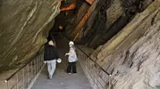 Zonguldak'ın doğa harikası Gökgöl Mağarası'nda sular çekildi: Kapılar tekrar açıldı