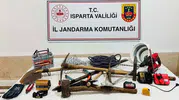 Isparta'da kaçak kazı operasyonları: Tarihi eser kaçakçılarına jandarma darbesi