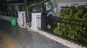 Beykoz'da kabus dolu gece: Karanlıkta kova kova su boşalttılar