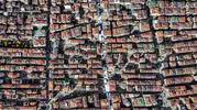 İstanbul'un deprem karnesinde Bahçelievler zirveye yerleşti: İşte dev dönüşümün havadan yansıyan yüzü