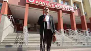 Kocaeli Barosu'nda bir ilk: Görme engelli avukatın başkanlık hedefi ve Siyah Kod projesi
