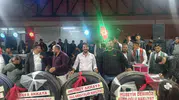 Altın yerine kamyon lastiği taktılar: Düğünde şaşkına çeviren hediye