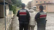 İncirliova’da uzun süredir aranan hırsızlık hükümlüsü yakayı ele verdi