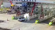 Malkara gişelerinde beton bariyere çarpan otomobil can aldı