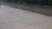 Ankara'da ani yağış trafiği kilitledi