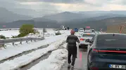 Karaman yollarını ceviz büyüklüğünde dolu vurdu