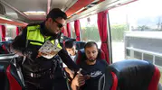 Hatay otogarında bayram yolcularına emniyet kemeri uyarısı