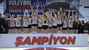 Eczacıbaşı Genç Kız Takımı namağlup şampiyonluğa ulaştı