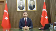 Havza'da bayram trafiğine karşı okul bahçeleri otopark oluyor