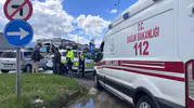Erzincan’da iki aracın karıştığı trafik kazasında üç kişi yaralandı