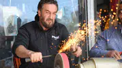Elazığ’da Kurban Bayramı öncesi bıçakçılarda uykusuz mesai dönemi
