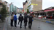 Hakkari’de inşaat kazısı korkuttu Esnaf kepenk indirdi