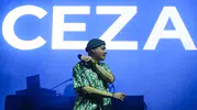 Ceza Kocaeli meydanını rap rüzgarıyla salladı