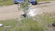 Hizan’da feci çarpışma Tarım aracı şarampole uçtu
