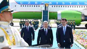Türk dünyasının liderleri stratejik zirve için Türkistan’da buluştu