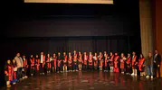 Taşköprülü gençler diplomalarını alıp keplerini havaya fırlattı