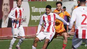 Ayvalıkgücü’nün genç yıldızı Emirhan milli takım yolcusu