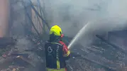 Sındırgı’da terk edilmiş ev alevlere teslim oldu