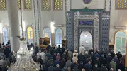Uşaklılar bayram sabahı camileri doldurdu