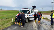 Kırşehir’de sağanak hayatı felç etti