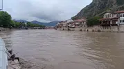 Amasya ve Taşova’da sel riski nedeniyle okullar tatil edildi