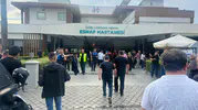 Fethiye Belediye Başkanı Karaca silahlı saldırıda bacağından yaralandı