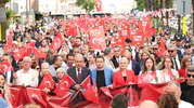 Bursa sokakları 19 Mayıs coşkusuyla doldu taştı