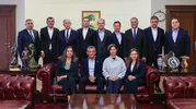 CHP’li başkanlardan Özgür Özel’e destek ve erken kurultay çağrısı