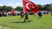 Burhaniye gençleri 19 Mayıs ruhunu statta yaşattı