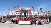 Elazığ meydanlarında 19 Mayıs coşkusu çelenk töreniyle başladı