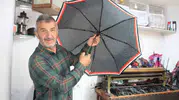 Rize’de Şemsiye Tamirciliği Bir Sanat Olarak Yaşıyor