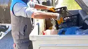Alanya'da çöp konteynerinden çıkan can dostu kurtarıldı