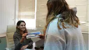 Denizli'de bebek sahibi olan ailelere belediyeden nakdi destek
