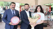 Kağıthane'de öğrenciler lise tercihleri için stantları gezdi