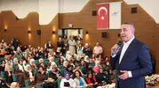 Sultangazili kadınların el emeği göz nuru eserleri sergileniyor