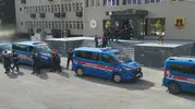 Gaziantep'te göçmen kaçakçılarına şafak baskını