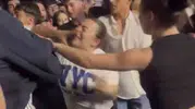 Bursa'daki konser alanında gençlerin kavgası paniğe neden oldu