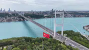 İstanbul Boğazı bugün alışılmadık turkuaz rengine büründü